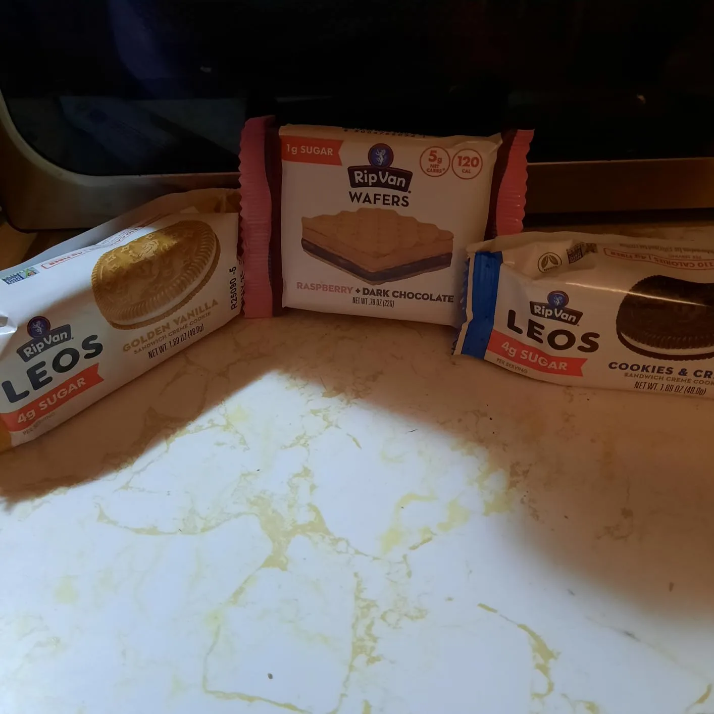Customer photo of low-GI snack bars displayed in packaging on a table