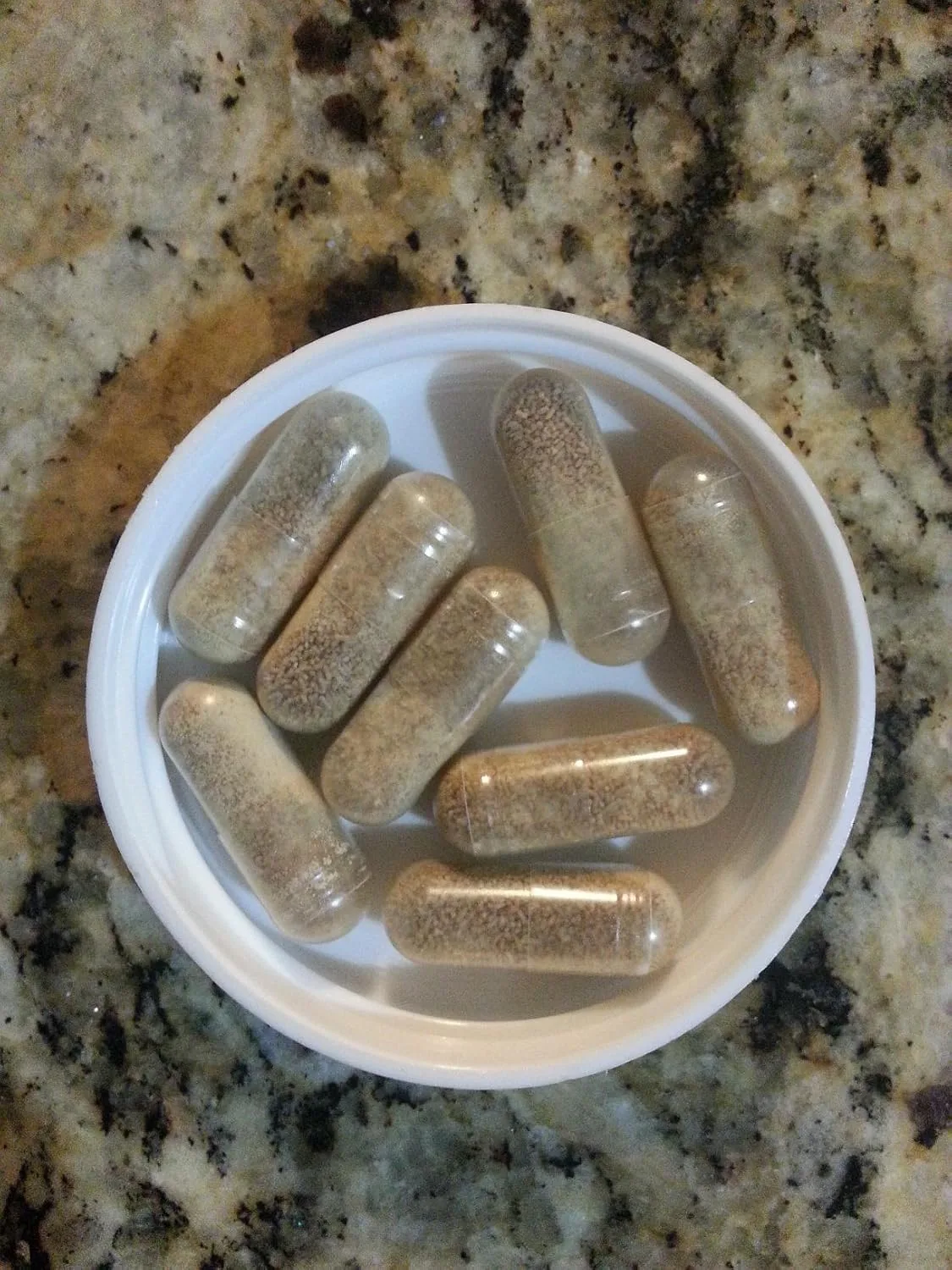 Customer photo of Jarrow Formulas S. Boulardii probiotic supplement bottle and capsules